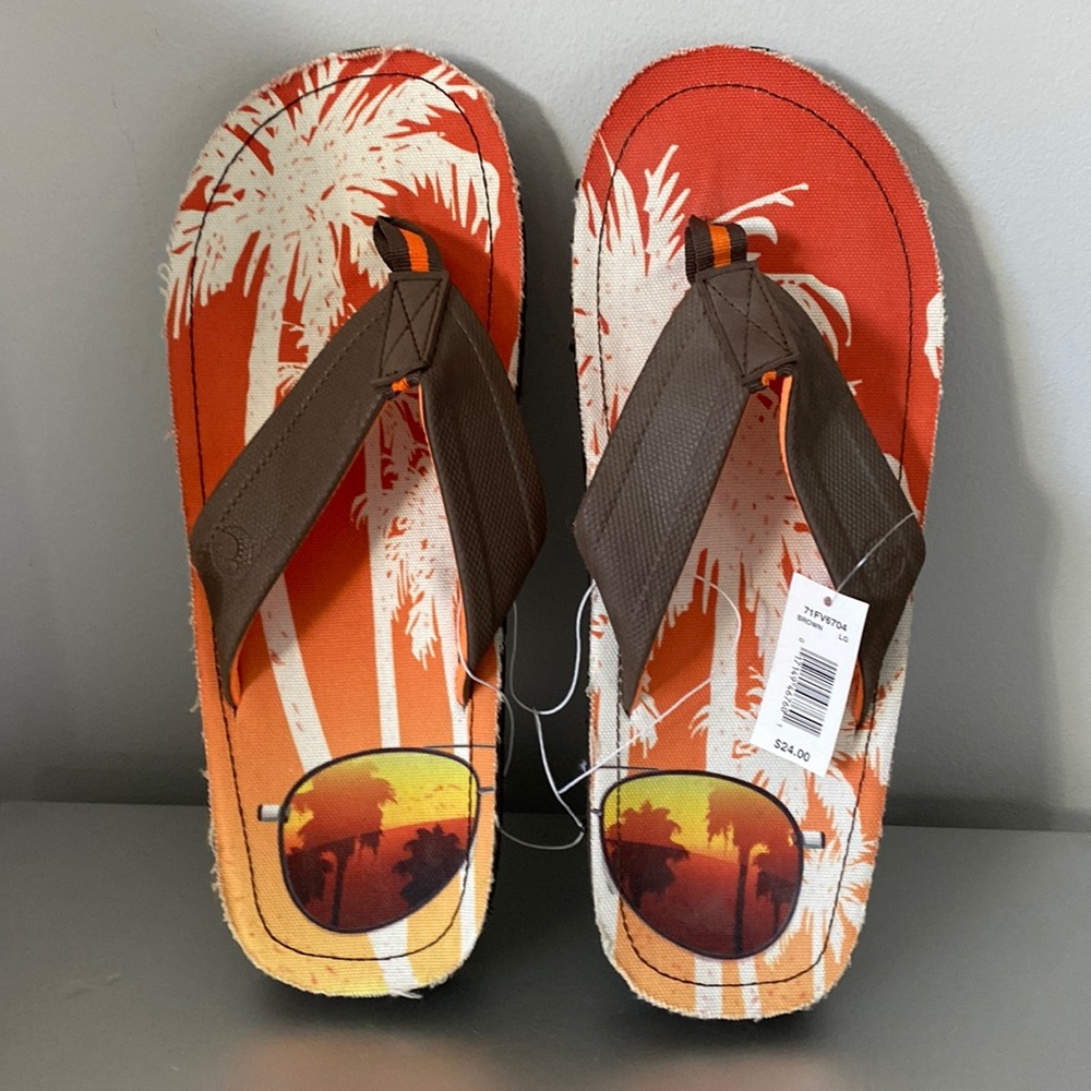Brand new men’s sandals - smoke free home